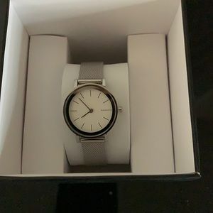 Women brand new watch